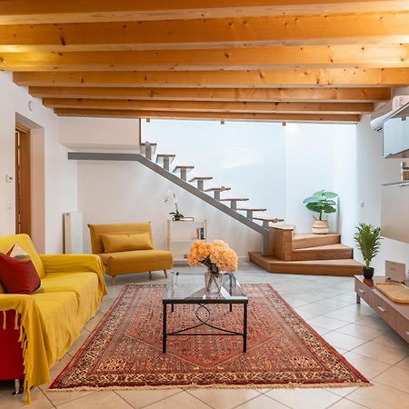 Appartamento Nest Living Sunset 42 Udine Esterno foto